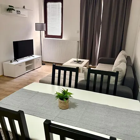 Apartment Stan Na Dan 111
